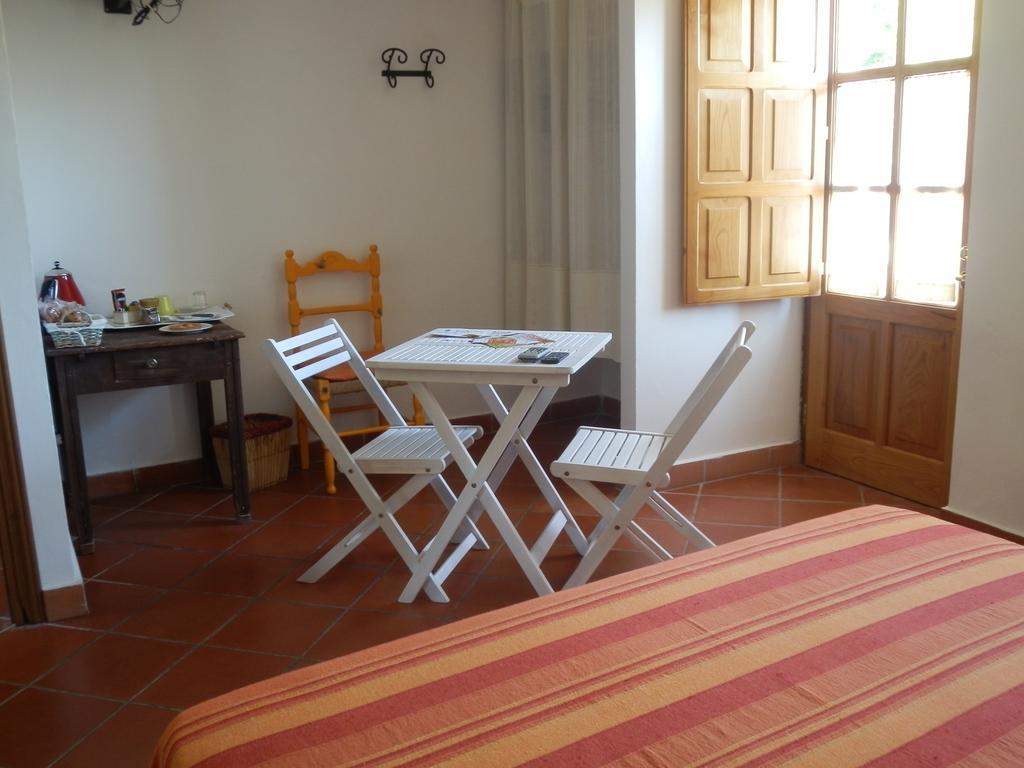 Il Girasole Bed & Breakfast Fosdinovo Room photo
