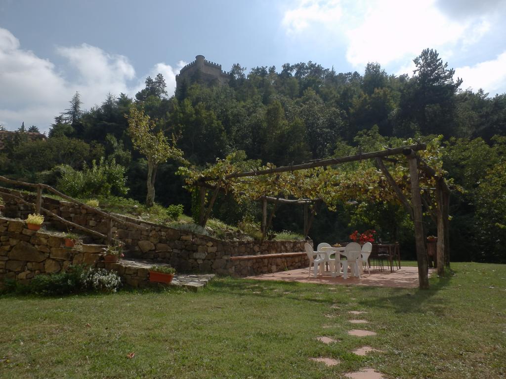Il Girasole Bed & Breakfast Fosdinovo Exterior photo