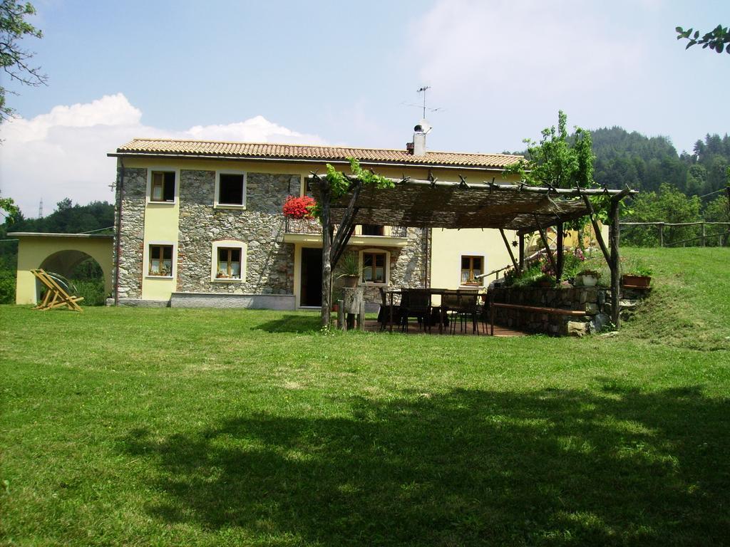 Il Girasole Bed & Breakfast Fosdinovo Exterior photo